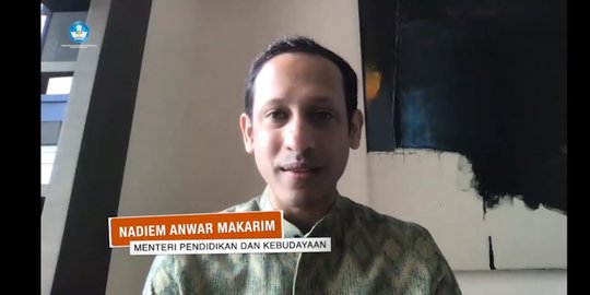 Mendikbud: Sekolah Tak Boleh Larang Siswa & Guru Gunakan Atribut Keagamaan