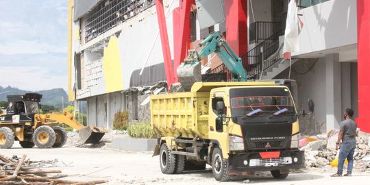 Kondisi Mall dan Matos Mamuju Rusak Diguncang Gempa 6,2 SR