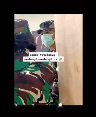 perawat ini malu malu kucing mau kenalan dengan anggota tni