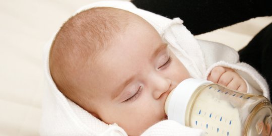 Anak Di Atas Usia 2 Tahun Tak Direkomendasikan untuk Konsumsi Susu Formula