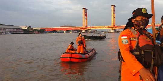 Terpeleset Saat Cuci Tangan Usai Memancing, Bocah 7 Tahun Tenggelam di Sungai Musi