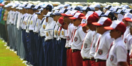 DPRD Padang Minta Disdik Segera Terbitkan Pencabutan Surat Soal Seragam Siswa