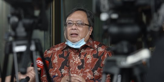 Menristek Sebut Sel Punca Berguna untuk Terapi Pasien Covid-19 Berat