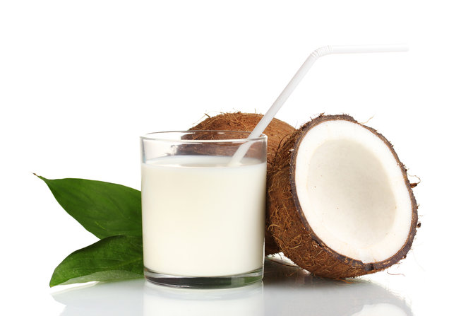 ilustrasi susu kelapa