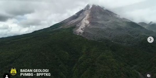 Gunung Merapi Kembali Luncurkan Lava Pijar, Ini Kabar Terbarunya