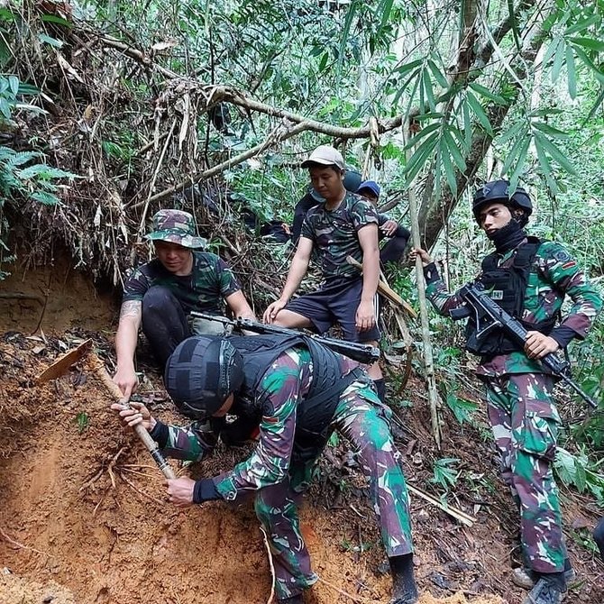 peluru peninggalan konfrontasi indonesia malaysia