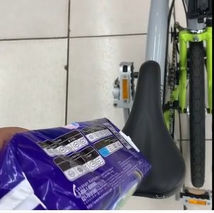 suami lady rocker indonesia beli pembalut buat istri