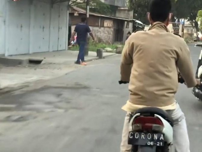 curi perhatian warga di medan malah bikin lsquocoronarsquo jadi pelat motor