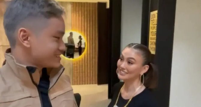 ini pengakuan agnez mo soal kandasnya hubungan dengan deddy corbuzier