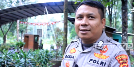 Keseharian Bripka Ganda Jago 3 Bahasa Asing, Sering Beri Kursus & Bantu Bule Nyasar