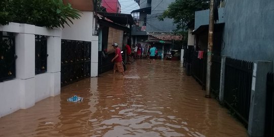 243 KK di Pejaten Timur Masih Mengungsi Akibat Banjir