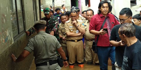 Anies Baswedan Klaim Banjir Terkendali dengan Baik