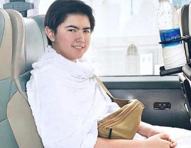 sean mikae anak olla ramlan