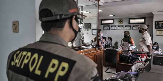 Satpol PP Tanjung Priok Sidak Protokol Kesehatan di Kawasan Industri