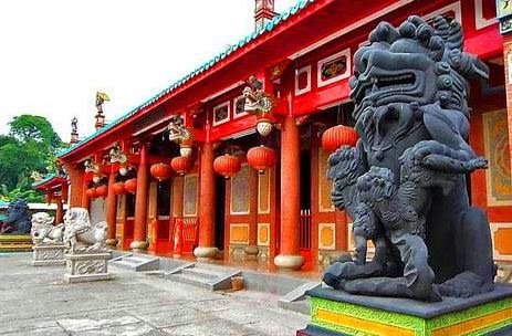 konon terbesar di pulau sumatra intip keindahan vihara gunung timur di medan
