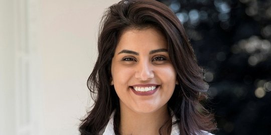 Saudi Bebaskan Aktivis Perempuan Loujain al-Hathloul Setelah Dipenjara 1001 Hari