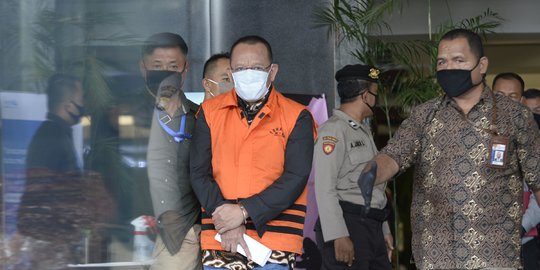 Menantu Beli Jam Menyerupai Milik Moeldoko Seharga Rp1,85 M untuk Nurhadi