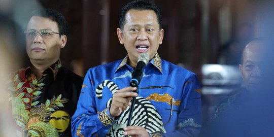 Generasi Muda jadi Pengurus Peradi, Ketua MPR Ingatkan Tantangan Industri 4.0