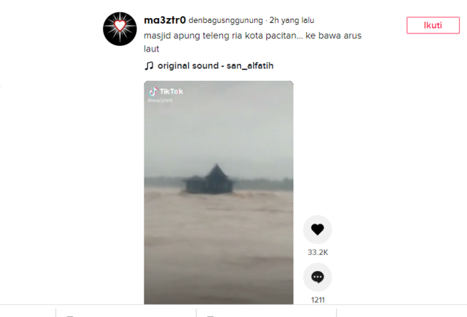 viral masjid terapung di laut pacitan