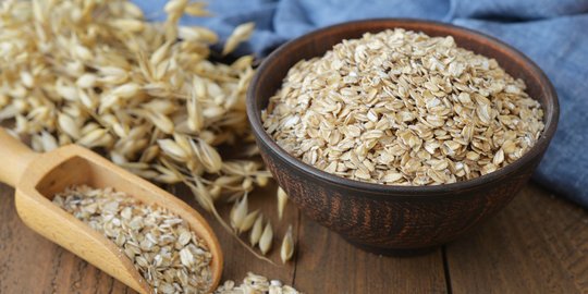 6 Cara Membuat Masker Alami dari Oatmeal, Bantu Kulit Tampak Lembap dan Cerah