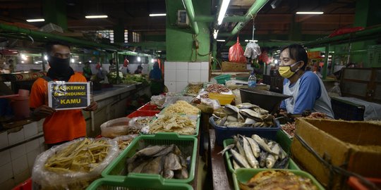 Banyak Pedagang Pasar Salahi Aturan Bermasker, Pihak Kepolisian Soroti Hal Ini