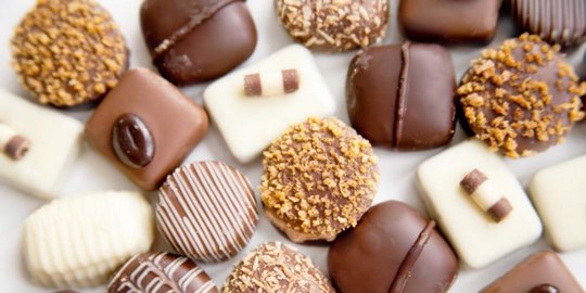 lac 63 pc chocolate heart rev1