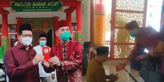 Potret Bos Jalan Tol Jusuf Hamka Bagi-Bagi Angpao, Sekda DKI Jakarta Ikut 'Kebagian'