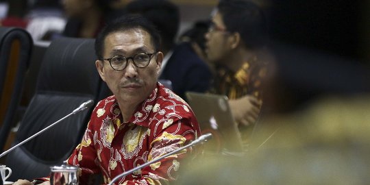 Ketua Komisi III DPR Akui UU ITE Sering Bikin Gaduh