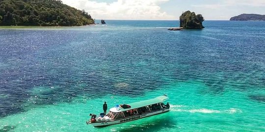 4 Potret Pulau Kalimantung di Tapanuli Tengah, Suasana Bak Maldives