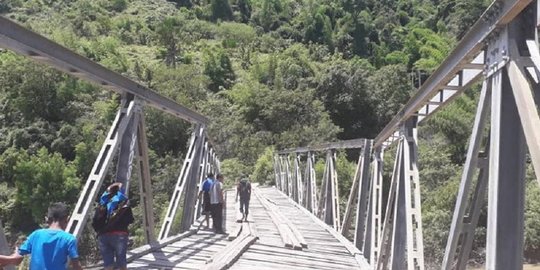 Jembatan Termanu Rusak, Akses Transportasi di Amfong Kupang Terputus