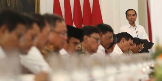 Menunggu Langkah Konkret Jokowi Revisi UU ITE