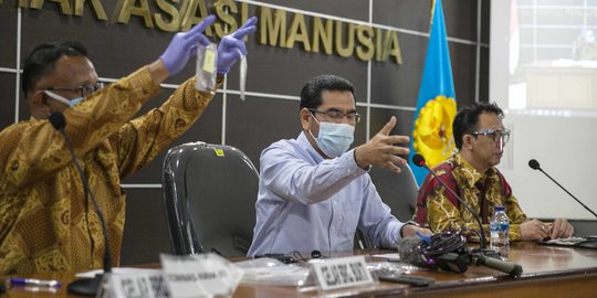 Komnas HAM Serahkan Barang Bukti Kasus Tewasnya Laskar FPI ke Polri