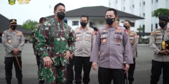 Jenderal TNI Andika Bertemu Jenderal Listyo Sigit, Bahas Hal Penting soal Prajurit