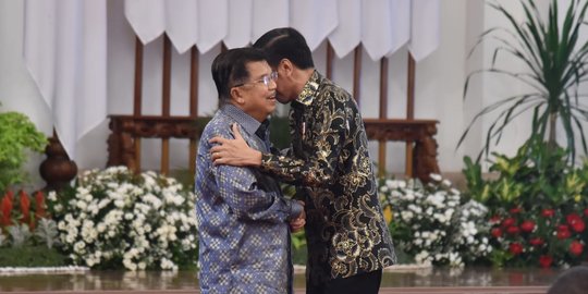 Kritik JK Bikin Jokowi Lempar Wacana Revisi UU ITE?