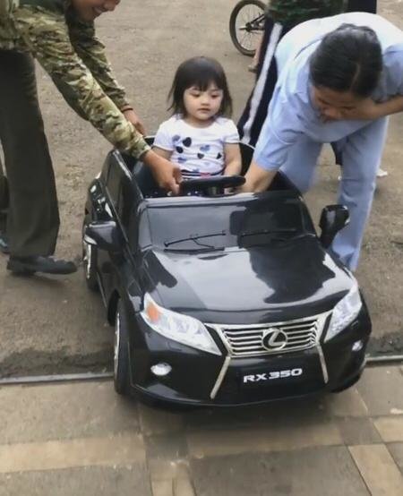 mobil anak seleb