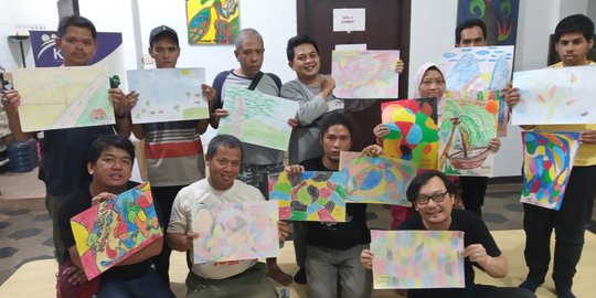 Berbagi Cerita Membantu Pasien Skizofrenia