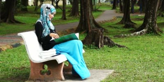 30 Kata-kata Bijak Muslimah yang Penuh Makna, Sebuah Renungan untuk Perkuat Iman