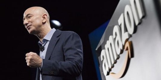 Saham Tesla Anjlok, Jeff Bezos Kembali Jadi Orang Terkaya di Dunia