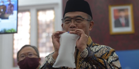 Menko PMK Bakal Evaluasi Cuti Bersama 2021, Jumlah Libur akan Dikurangi