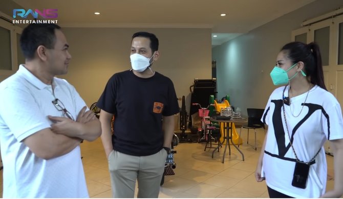 hadiah vespa dari nagita untuk raffi
