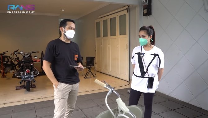 hadiah vespa dari nagita untuk raffi