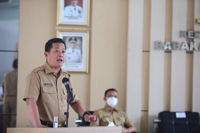 ketua harian satgas covid 19 kota bandung ema sumarna