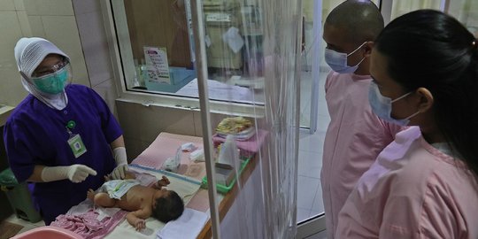 Pelatihan Memandikan Bayi untuk Ibu Baru