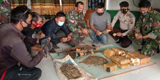 Bahan Peledak, Senjata dan Amunisi Sisa Operasi PGRS Ditemukan di Landak