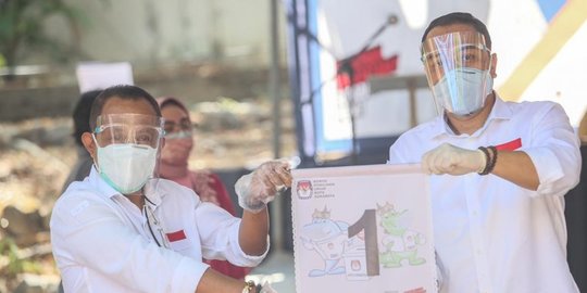KPU Surabaya Tetapkan Eri-Armuji sebagai Wali Kota dan Wakil Wali Kota Terpilih