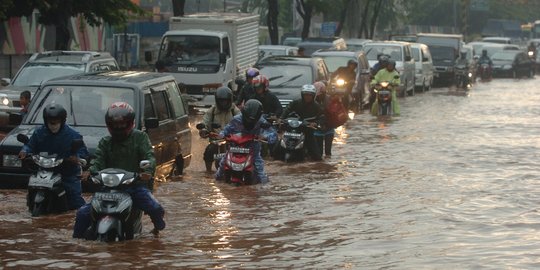 Sejumlah Kecamatan di Tangsel Terendam Banjir