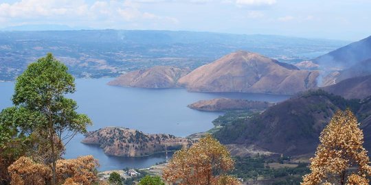 Jokowi: Wisata dan Ekonomi Kreatif Danau Toba Layak Digaungkan ke Seluruh Dunia