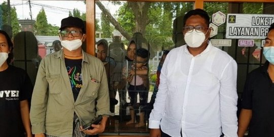 Gara-Gara Melempar Batu ke Gudang Rokok, Dua Ibu di Lombok Ditahan Bersama Anaknya