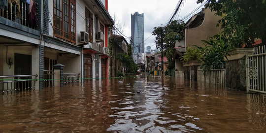 Terkunci di Dalam Rumah, Kakek 67 Tahun Tewas Terendam saat Banjir Datang