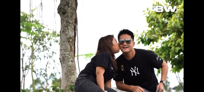 kiky saputri